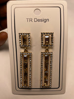 Load image into Gallery viewer, Dangling Rhinestone Earring E009
