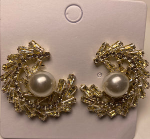 Elegant Gold Crescent Shaped Bridal Earrings with Crystals and Pearls