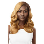 Charger l&#39;image dans la galerie, Outre Synthetic Sleeklay Part HD Lace Front Wig - EMMERIE
