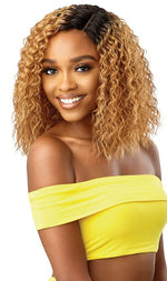 Load image into Gallery viewer, Outre The Daily Wet &amp; Wavy Style Wig - HOUSTON
